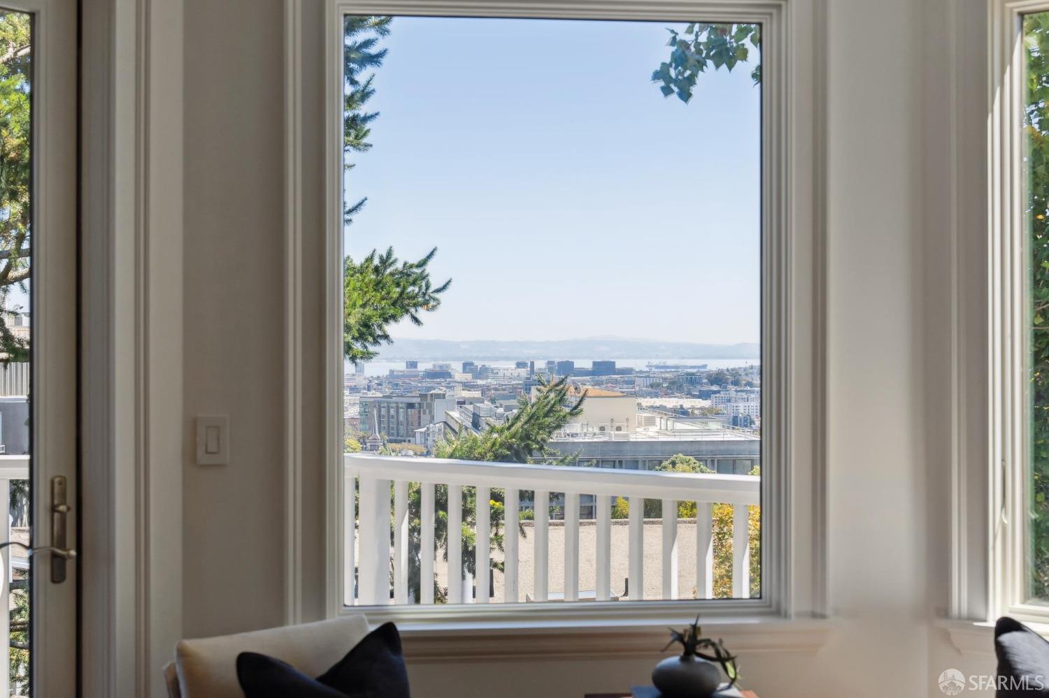 Detail Gallery Image 3 of 50 For 56 Divisadero St, San Francisco,  CA 94117 - 4 Beds | 4 Baths