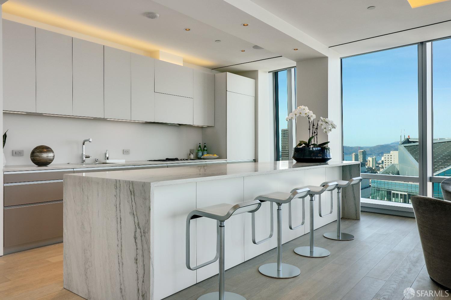 Detail Gallery Image 12 of 58 For 181 Fremont St 65a,  San Francisco,  CA 94105 - 2 Beds | 2/1 Baths