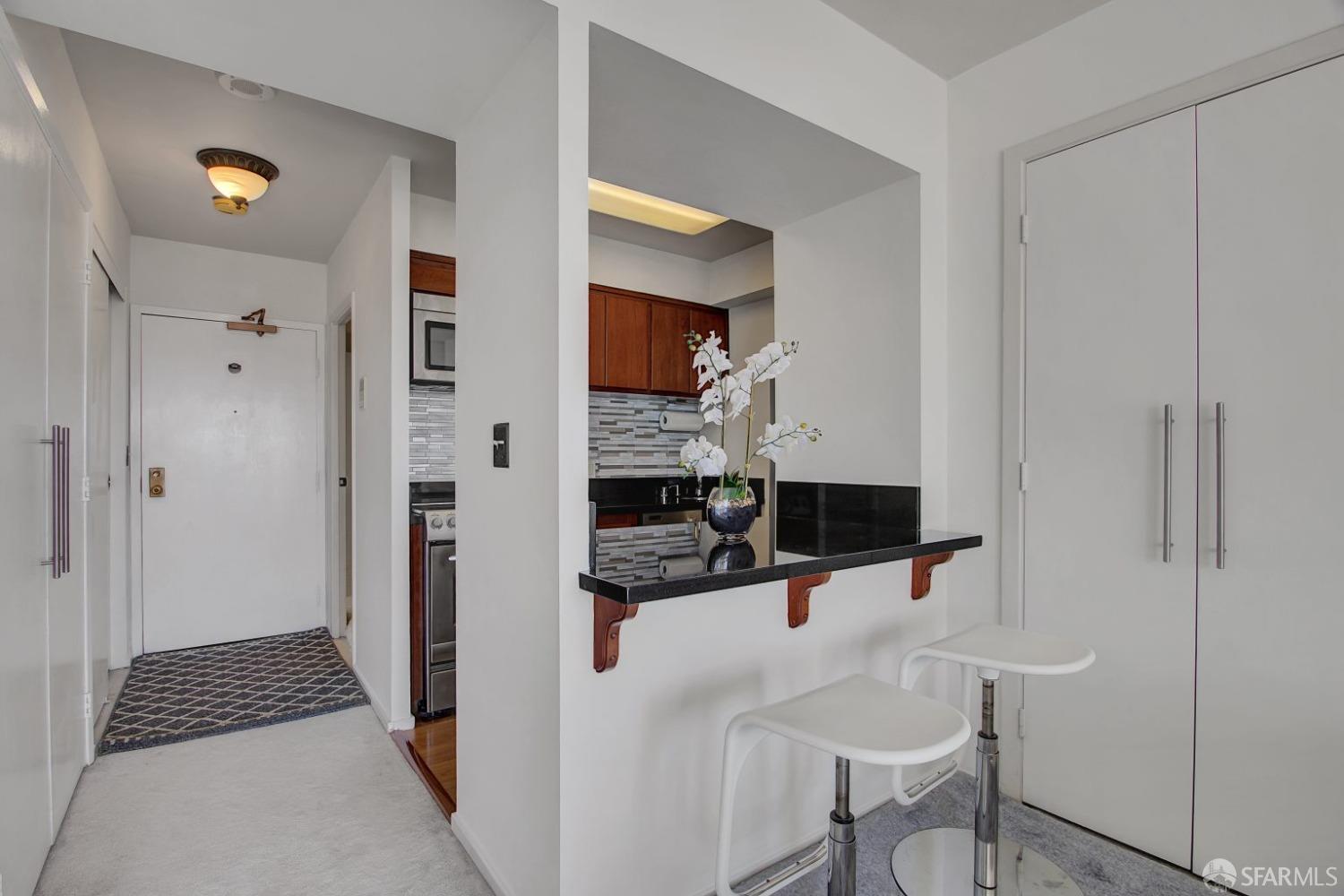 Detail Gallery Image 11 of 38 For 1177 California St #1111,  San Francisco,  CA 94108 - 0 Beds | 1 Baths