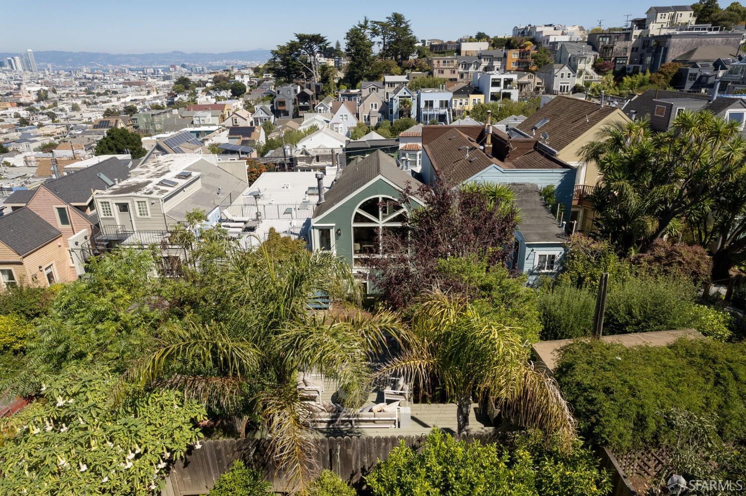 Detail Gallery Image 69 of 98 For 340 Eureka St, San Francisco,  CA 94114 - 3 Beds | 2/1 Baths