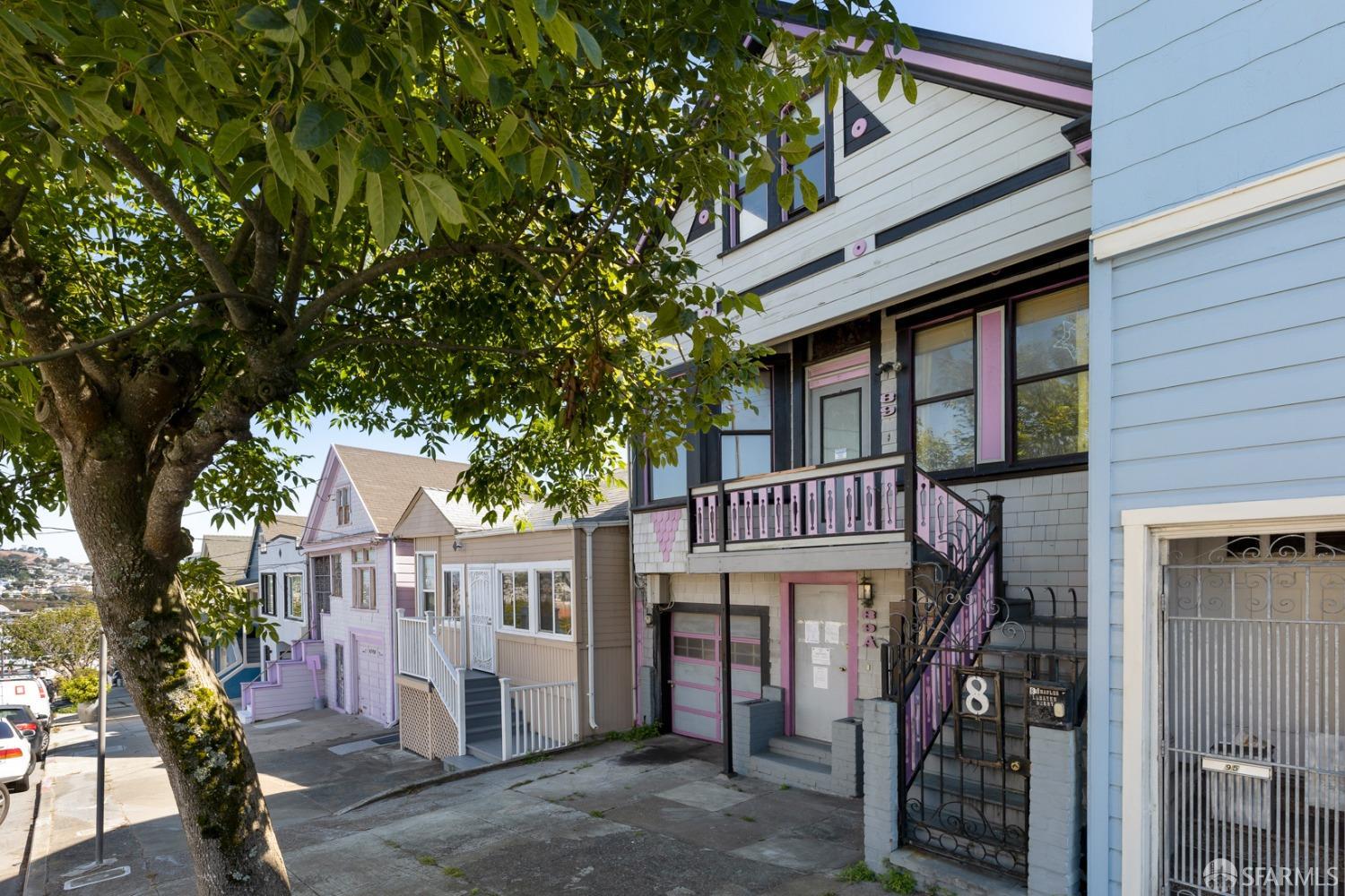 Detail Gallery Image 2 of 22 For 89 Naples St, San Francisco,  CA 94112 - 3 Beds | 3 Baths