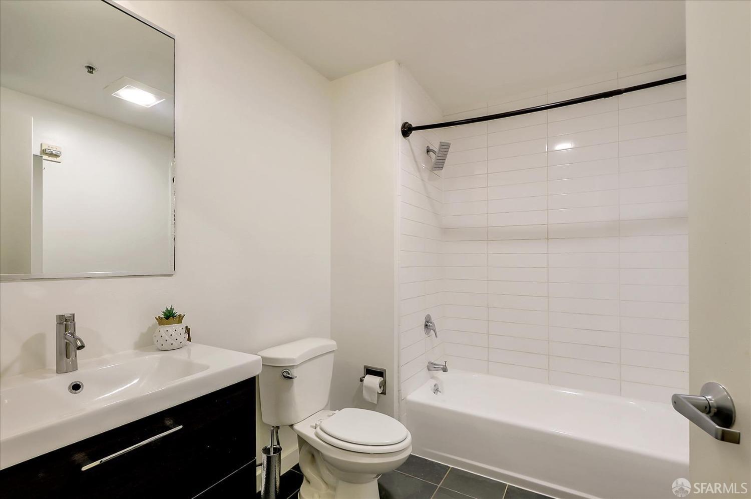 Detail Gallery Image 25 of 29 For 301 Bryant St #D11,  San Francisco,  CA 94107 - 1 Beds | 1 Baths