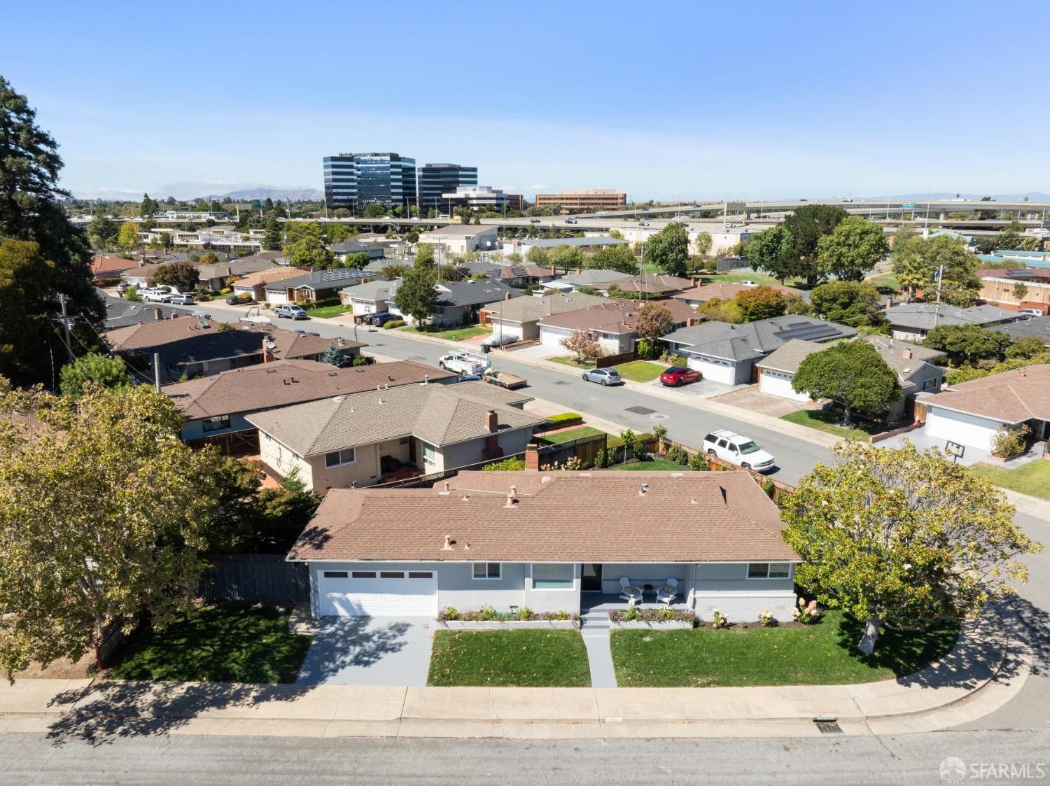 Detail Gallery Image 40 of 53 For 1059 Fiesta Dr, San Mateo,  CA 94403 - 3 Beds | 2 Baths