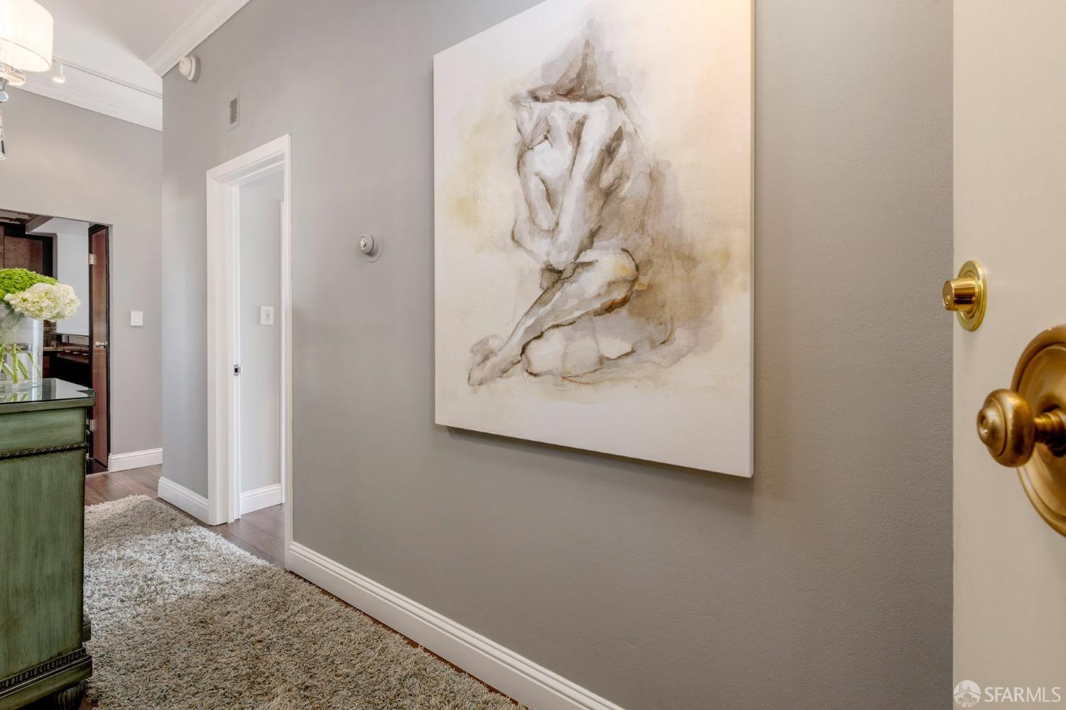 Detail Gallery Image 2 of 32 For 10 Miller Pl #801,  San Francisco,  CA 94108 - 2 Beds | 2 Baths