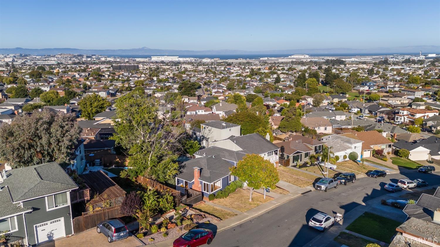 Detail Gallery Image 25 of 32 For 666 Cedar Ave, San Bruno,  CA 94066 - 3 Beds | 1 Baths