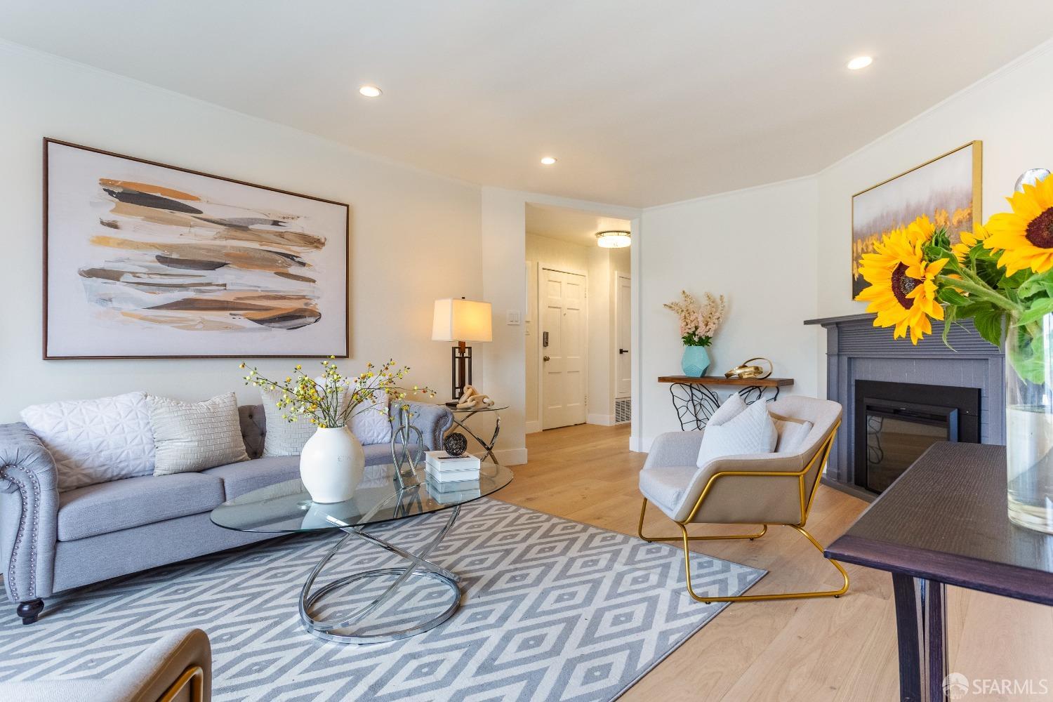 Detail Gallery Image 9 of 29 For 508 Taraval St, San Francisco,  CA 94116 - 2 Beds | 2 Baths