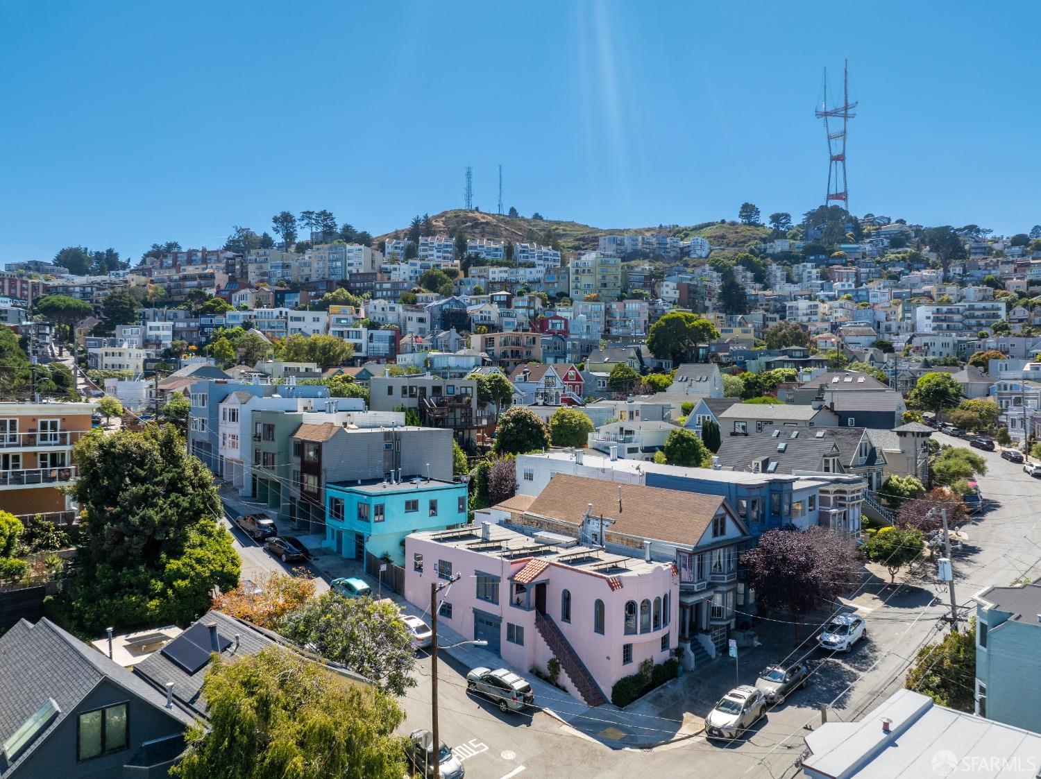 Detail Gallery Image 2 of 7 For 20 Yukon St, San Francisco,  CA 94114 - 1 Beds | 1 Baths