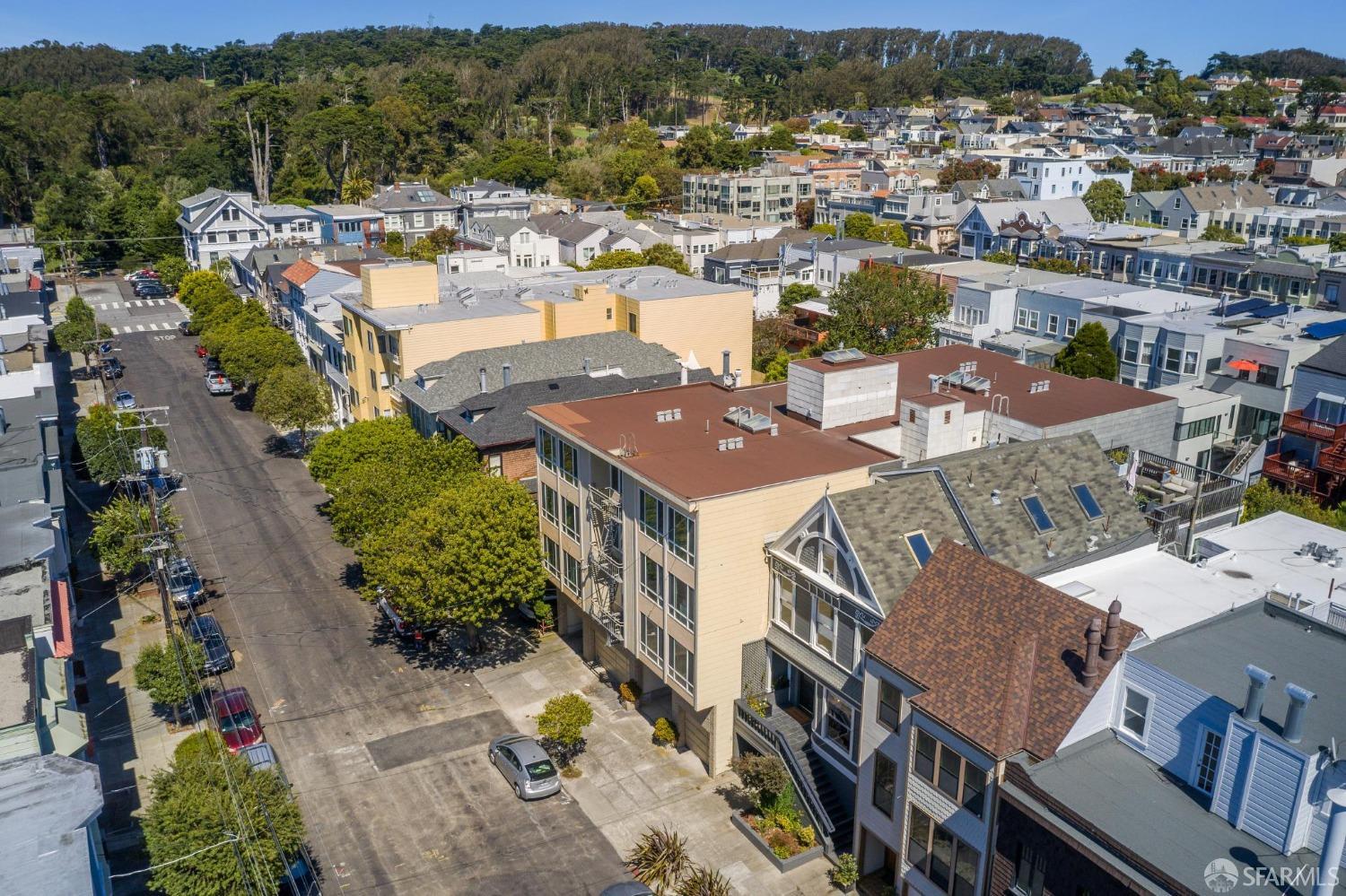 Detail Gallery Image 36 of 42 For 162 9th Ave, San Francisco,  CA 94118 - 3 Beds | 3 Baths