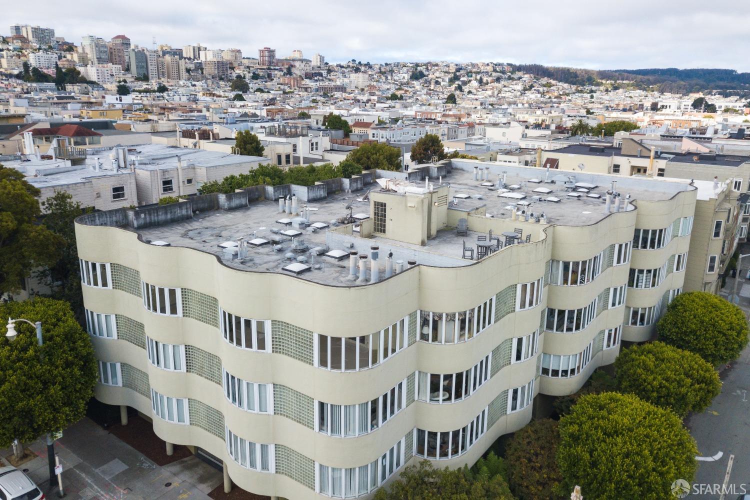 Detail Gallery Image 25 of 29 For 1111 Bay St #407,  San Francisco,  CA 94123 - 2 Beds | 2 Baths