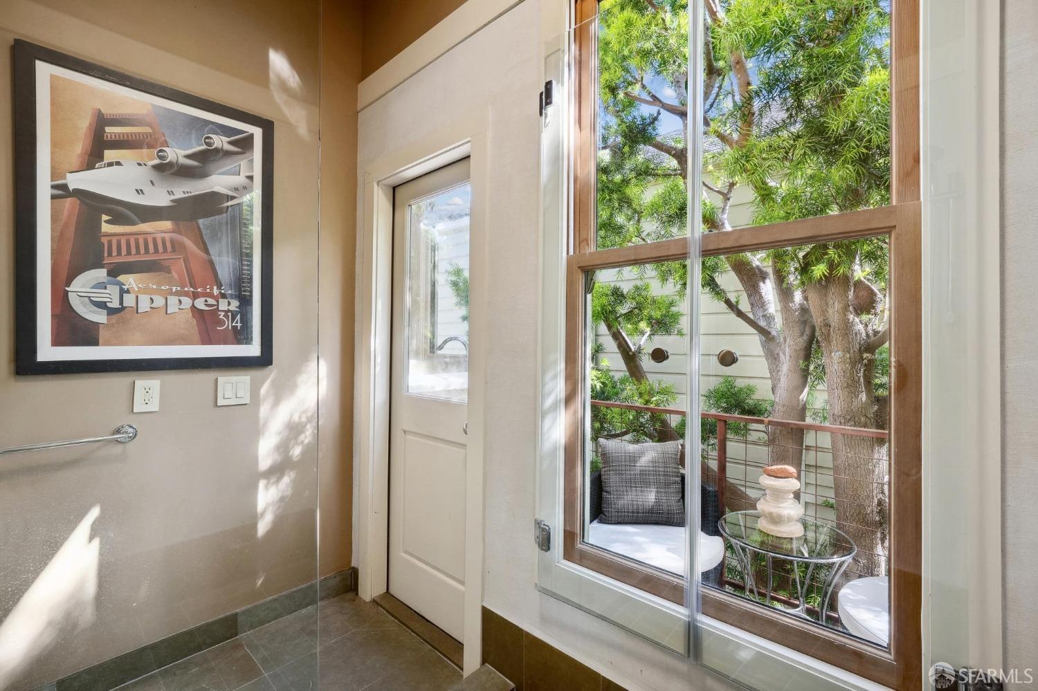 Detail Gallery Image 39 of 90 For 20 Vicksburg St, San Francisco,  CA 94114 - 6 Beds | 3/1 Baths