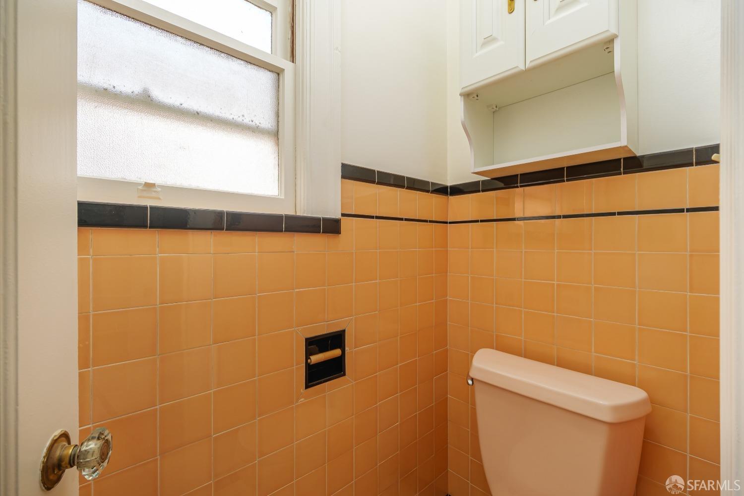 Detail Gallery Image 25 of 46 For 160 Avila St, San Francisco,  CA 94123 - 3 Beds | 1 Baths