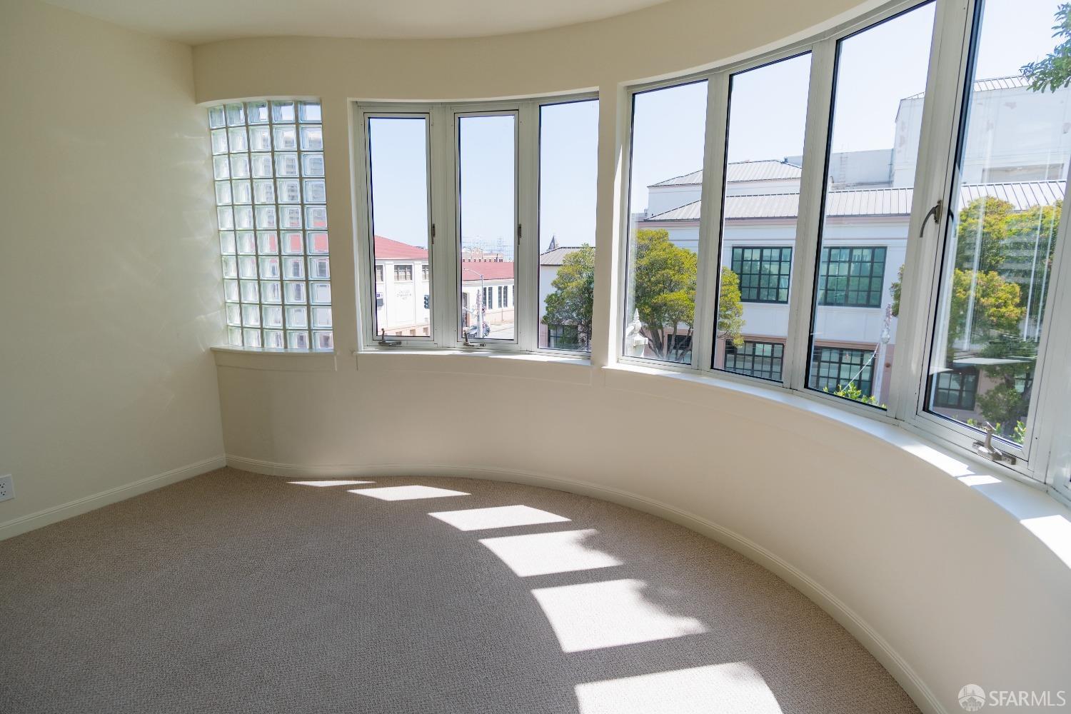 Detail Gallery Image 14 of 29 For 1111 Bay St #407,  San Francisco,  CA 94123 - 2 Beds | 2 Baths