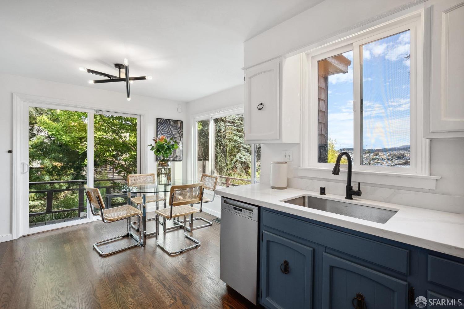 Detail Gallery Image 68 of 90 For 20 Vicksburg St, San Francisco,  CA 94114 - 6 Beds | 3/1 Baths