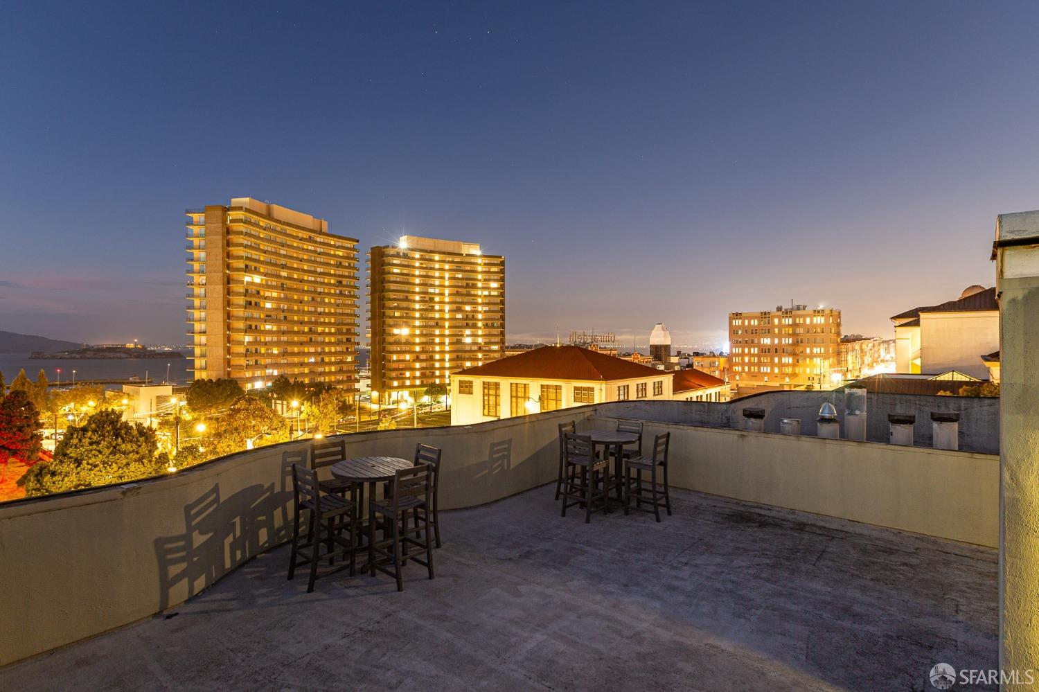 Detail Gallery Image 19 of 29 For 1111 Bay St #407,  San Francisco,  CA 94123 - 2 Beds | 2 Baths