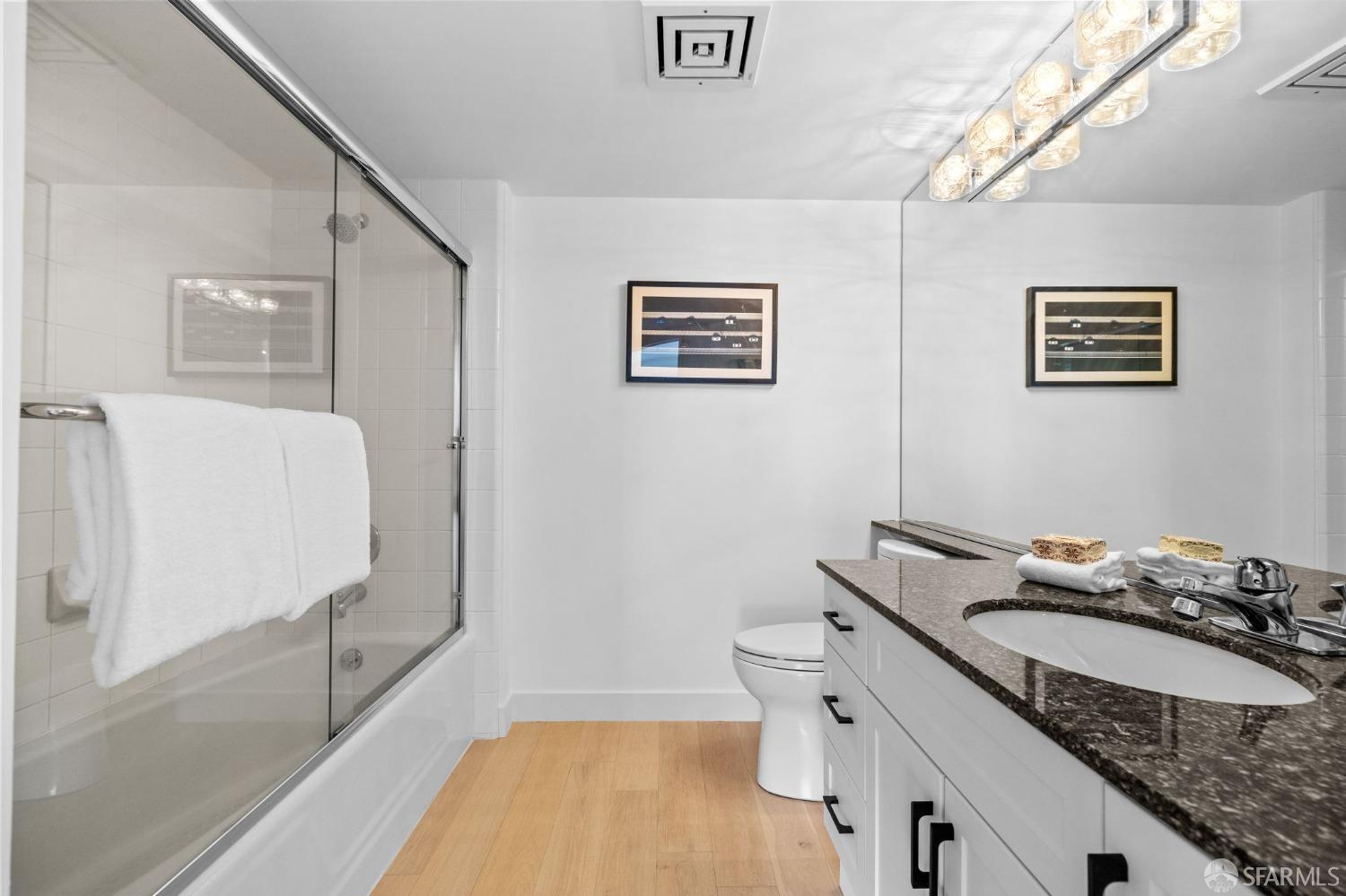 Detail Gallery Image 33 of 49 For 1483 Sutter St #1001,  San Francisco,  CA 94109 - 1 Beds | 1 Baths