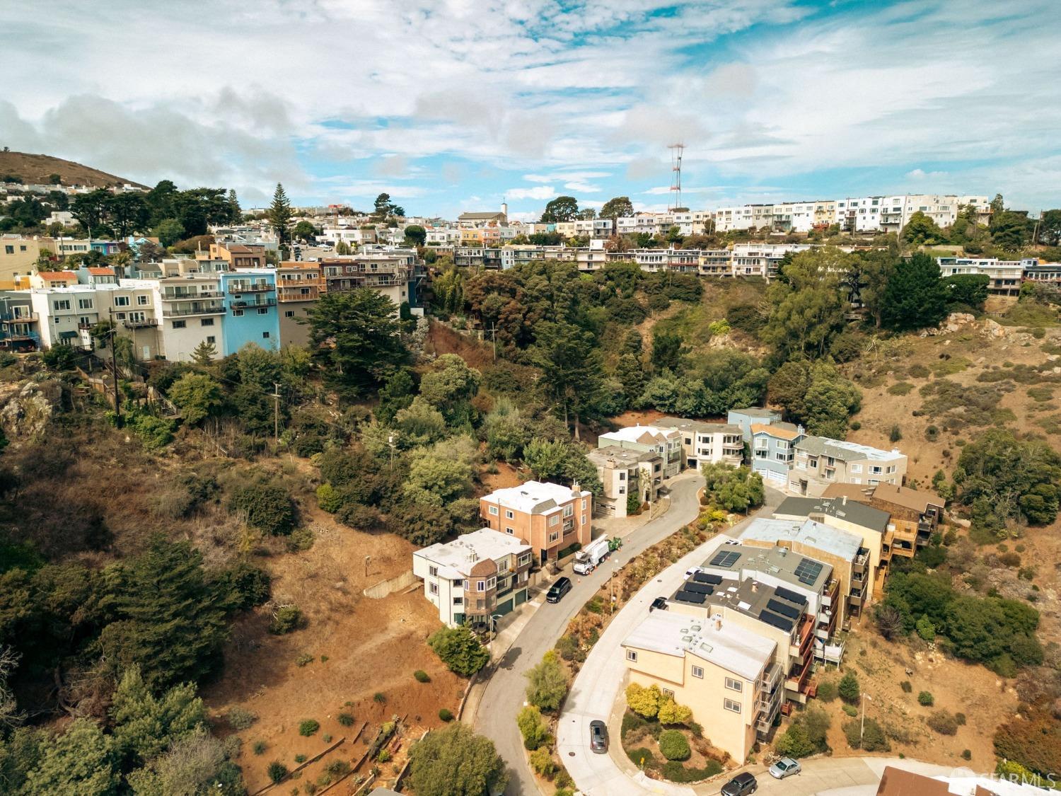 Detail Gallery Image 35 of 41 For 3 Valletta Ct, San Francisco,  CA 94131 - 3 Beds | 2 Baths