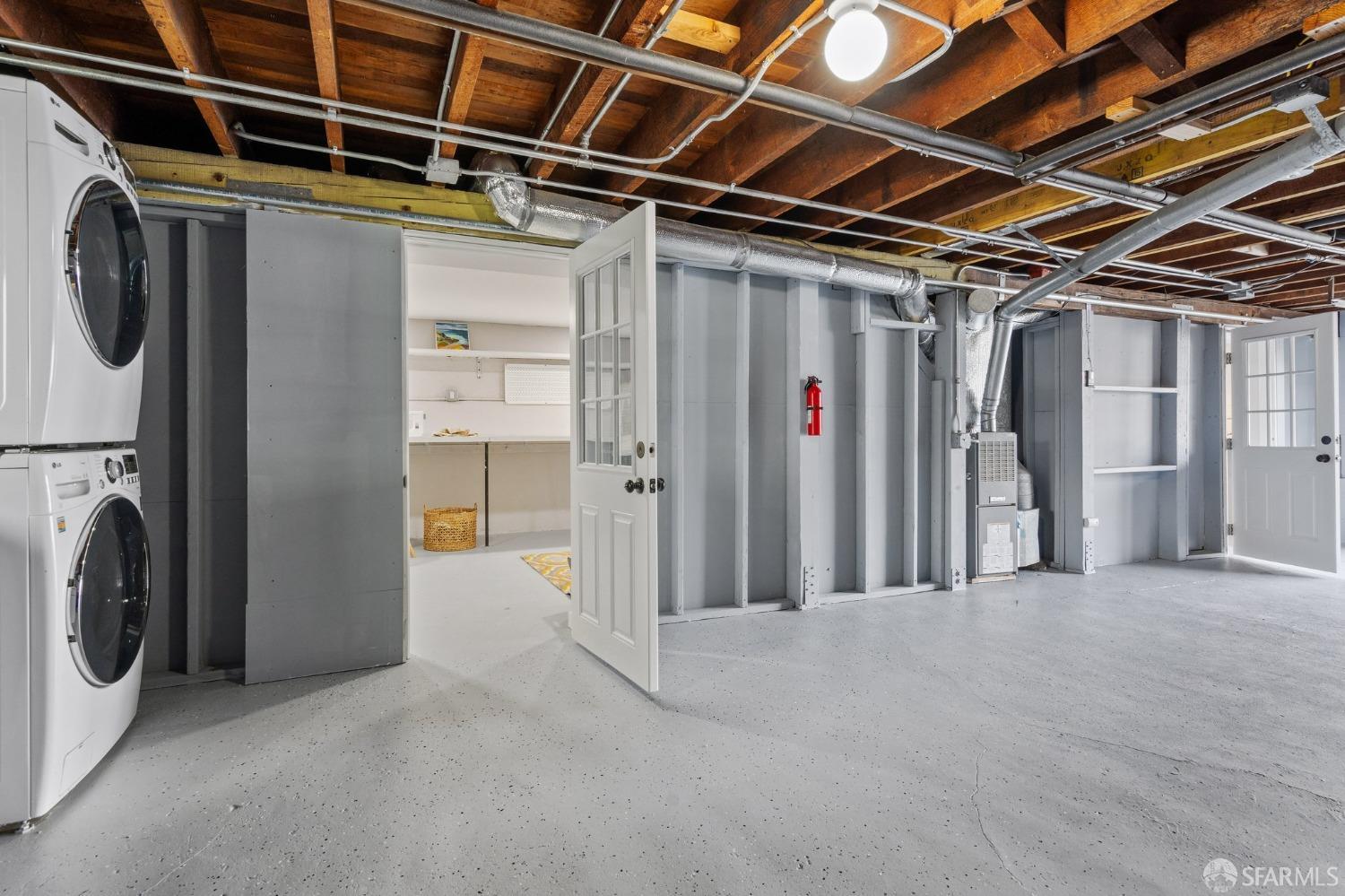 Detail Gallery Image 37 of 41 For 253 Theresa St, San Francisco,  CA 94112 - 2 Beds | 1 Baths