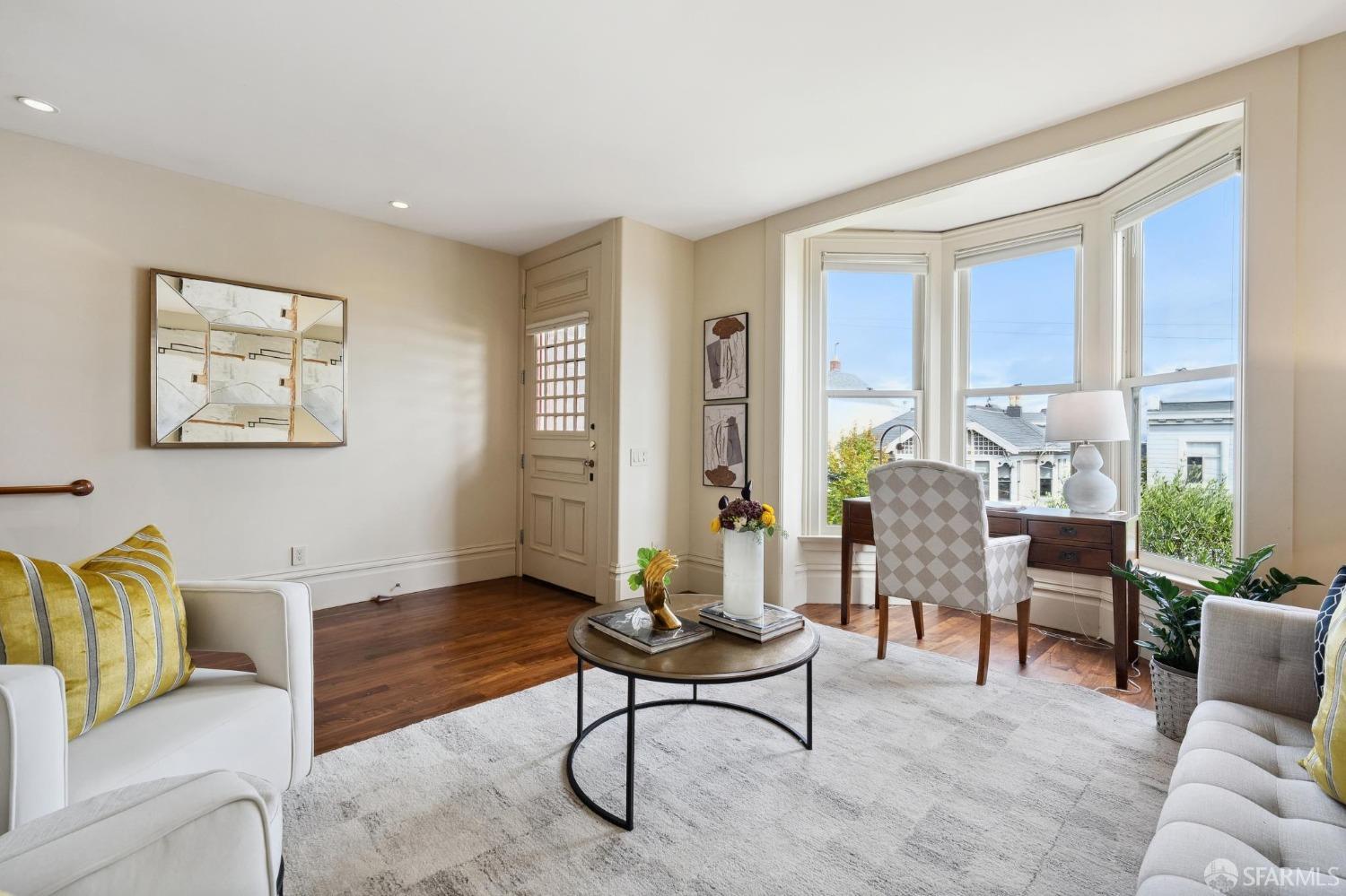 Detail Gallery Image 26 of 90 For 20 Vicksburg St, San Francisco,  CA 94114 - 6 Beds | 3/1 Baths