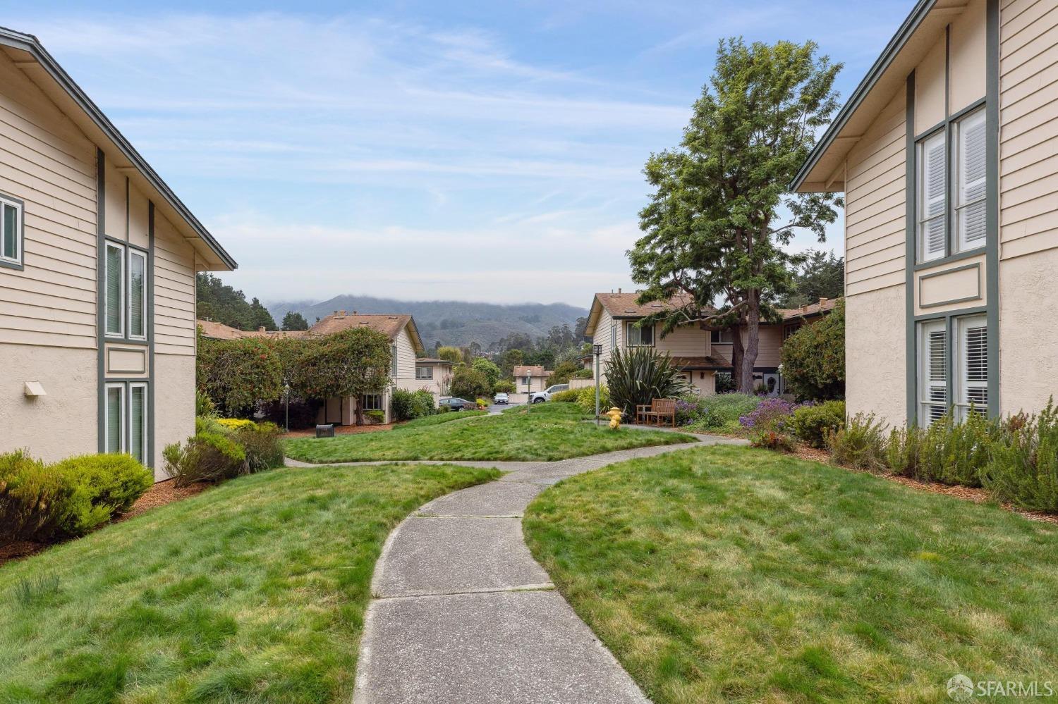 Detail Gallery Image 27 of 44 For 1443 Terra Nova Blvd, Pacifica,  CA 94044 - 2 Beds | 2 Baths