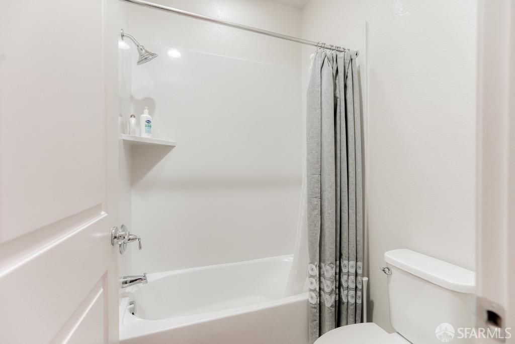 Detail Gallery Image 54 of 64 For 159 Elderberry Ln, Brisbane,  CA 94005 - 4 Beds | 2/1 Baths