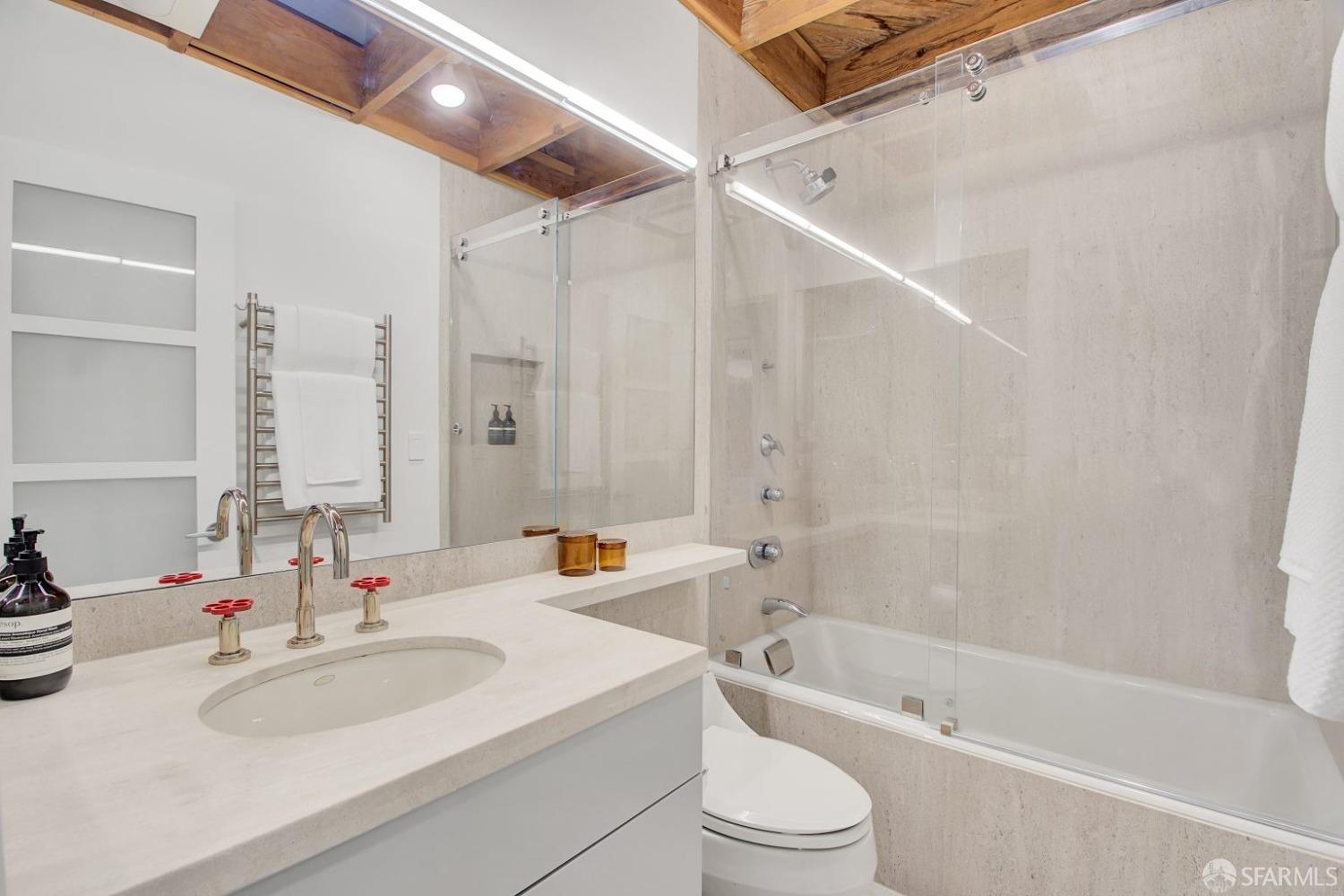 Detail Gallery Image 33 of 56 For 170 Russ St, San Francisco,  CA 94103 - 2 Beds | 2/1 Baths