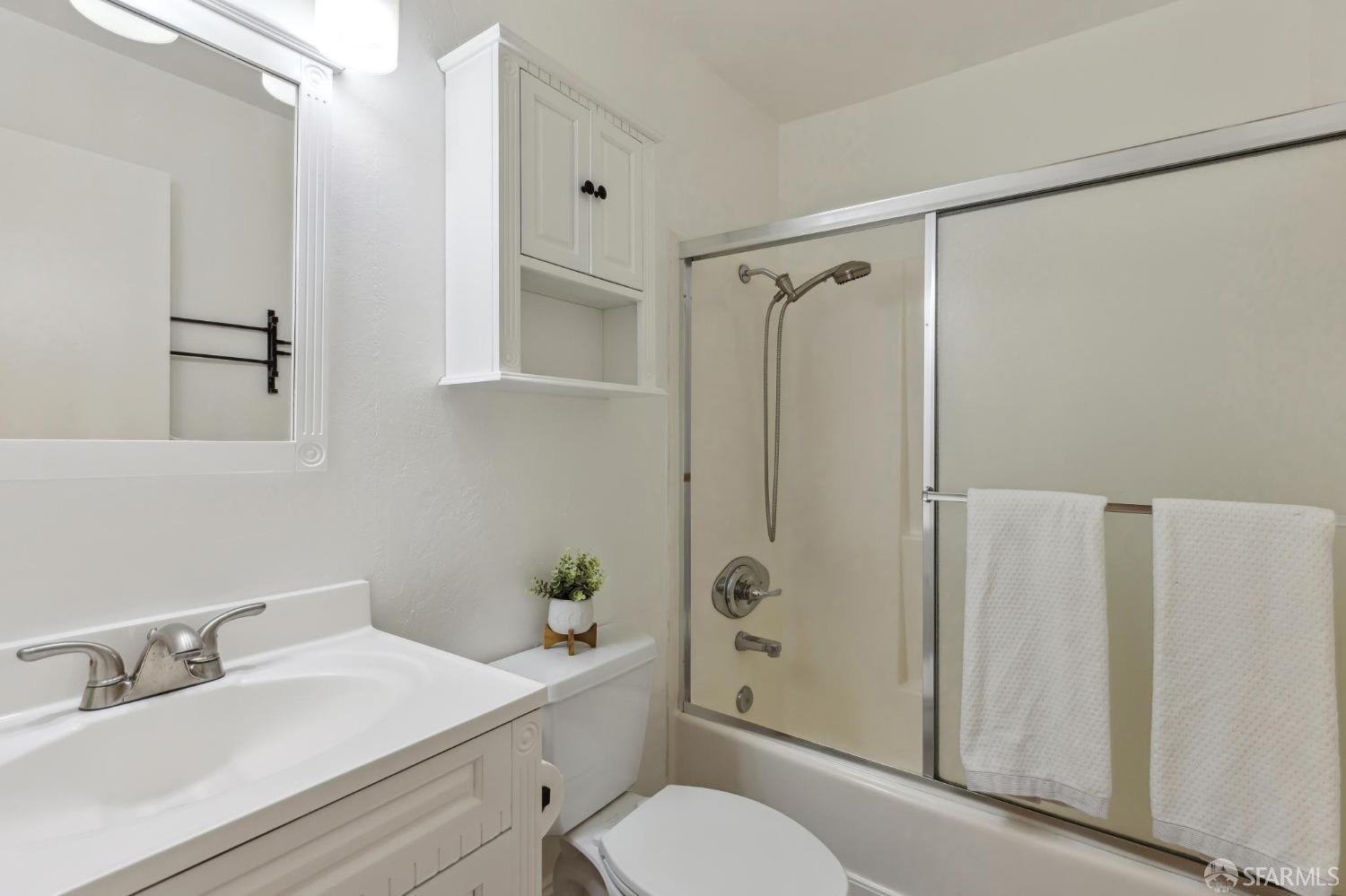 Detail Gallery Image 10 of 44 For 1443 Terra Nova Blvd, Pacifica,  CA 94044 - 2 Beds | 2 Baths