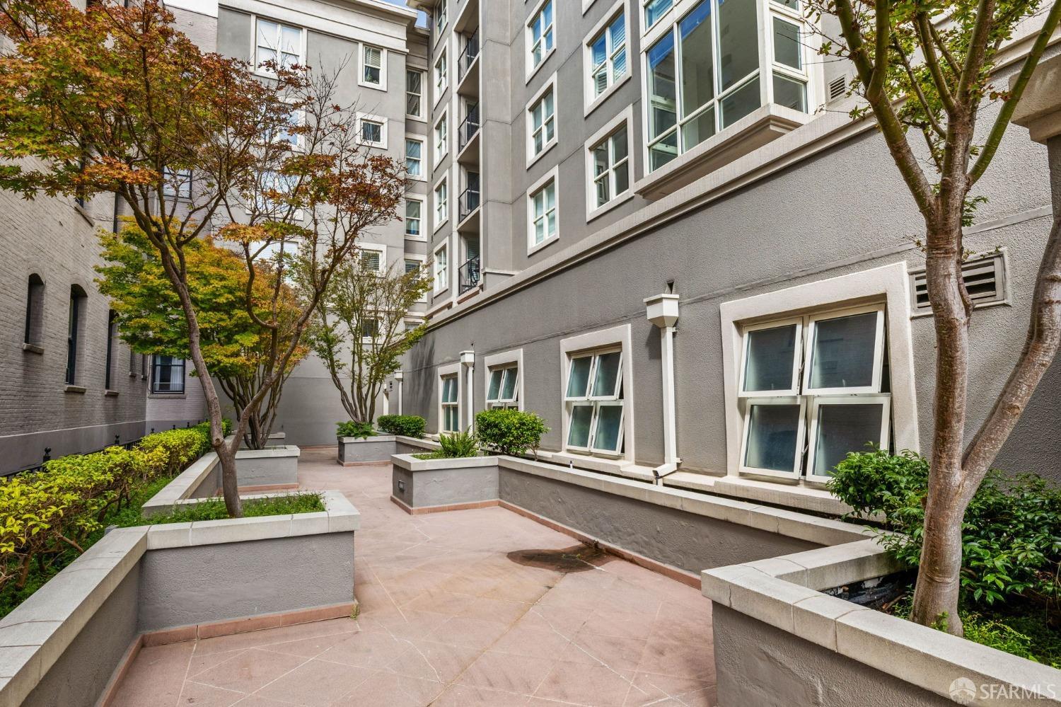 Detail Gallery Image 40 of 49 For 1483 Sutter St #1001,  San Francisco,  CA 94109 - 1 Beds | 1 Baths