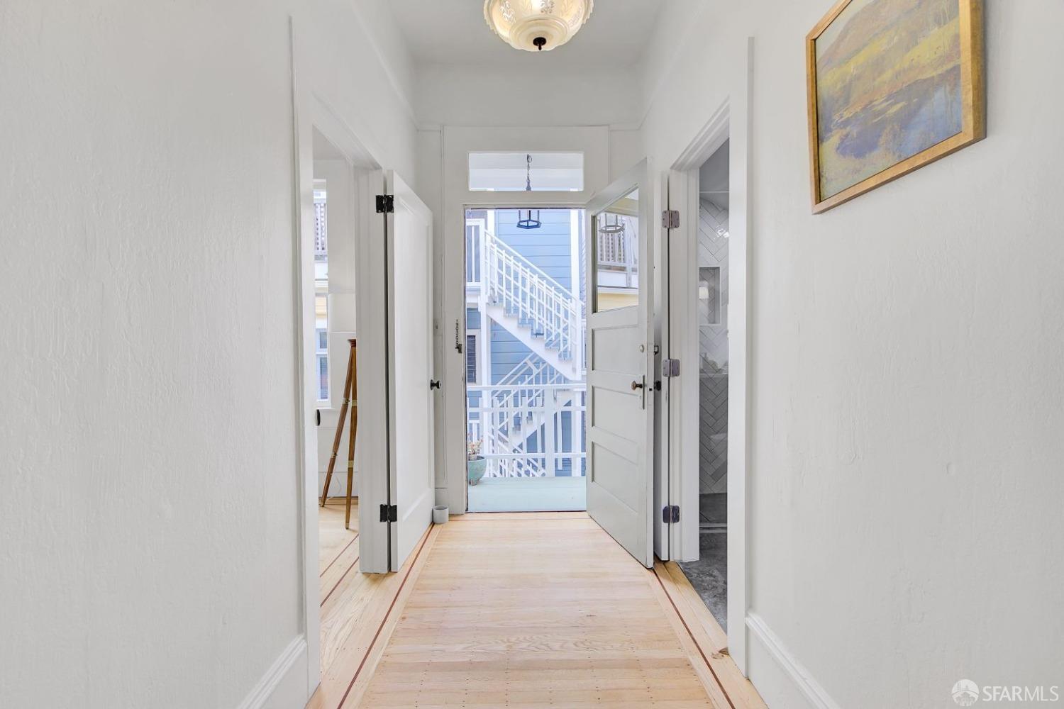 Detail Gallery Image 29 of 41 For 1045 York St #B,  San Francisco,  CA 94110 - 2 Beds | 1/1 Baths