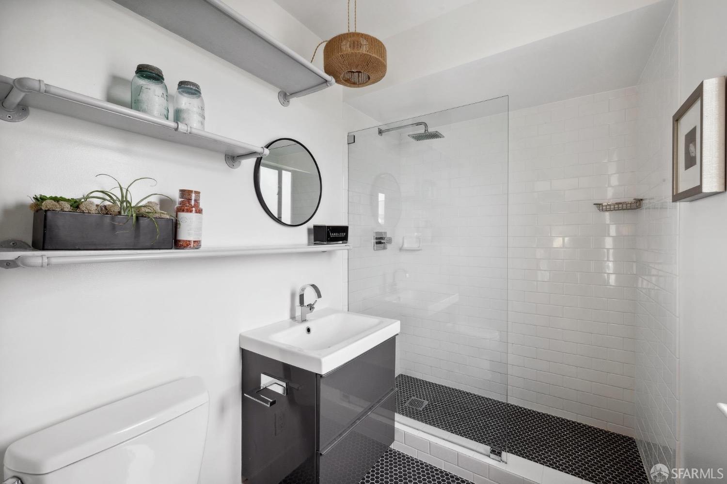 Detail Gallery Image 23 of 37 For 35 Valmar Ter, San Francisco,  CA 94112 - 3 Beds | 2/1 Baths