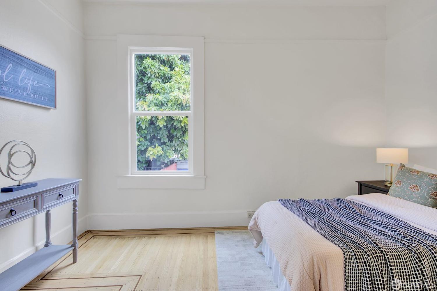 Detail Gallery Image 24 of 41 For 1045 York St #B,  San Francisco,  CA 94110 - 2 Beds | 1/1 Baths