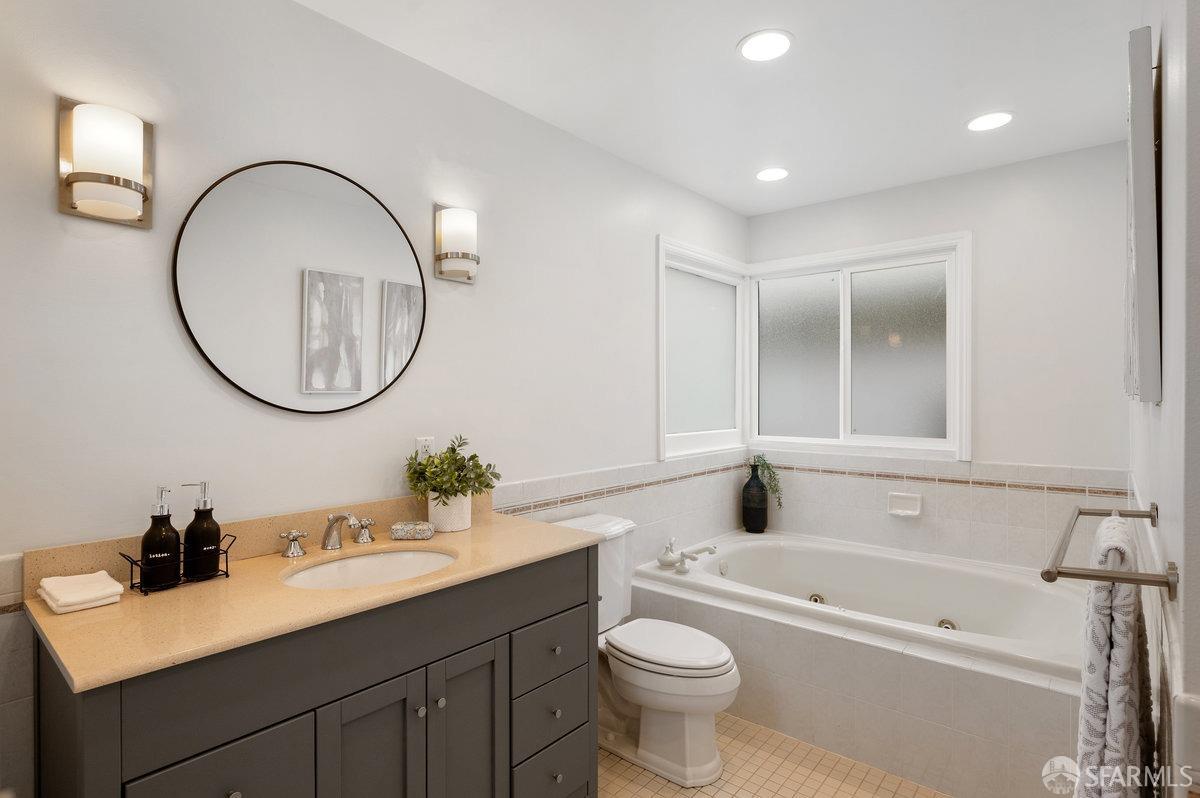 Detail Gallery Image 25 of 65 For 100 Stratford Dr, San Francisco,  CA 94132 - 3 Beds | 3/1 Baths