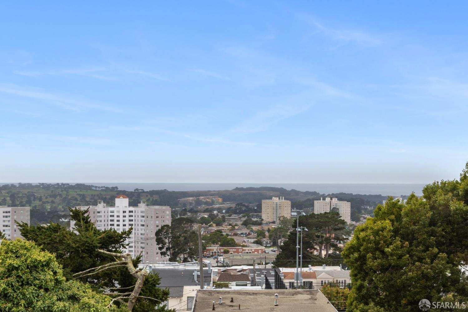 Detail Gallery Image 2 of 40 For 259 Ralston St, San Francisco,  CA 94132 - 3 Beds | 2 Baths