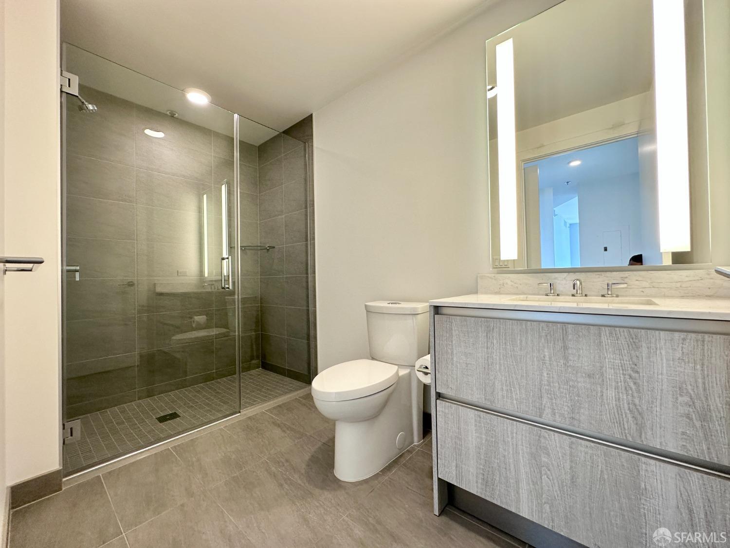 Detail Gallery Image 14 of 48 For 201 Folsom St 26a,  San Francisco,  CA 94105 - 2 Beds | 2 Baths