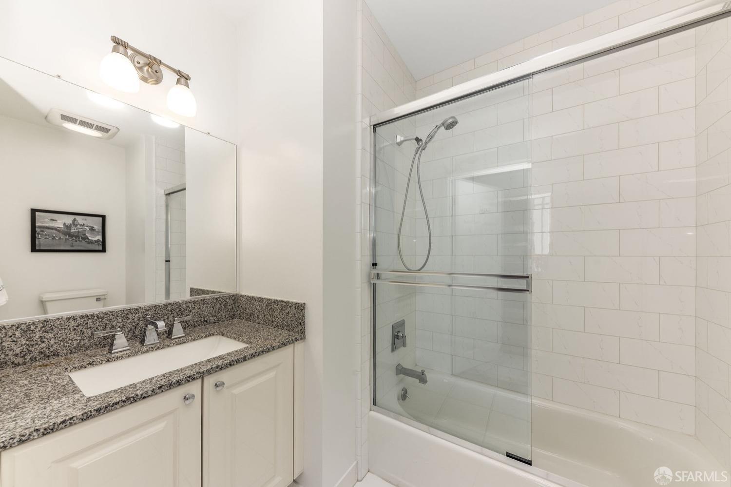 Detail Gallery Image 19 of 35 For 201 Sansome St #1001,  San Francisco,  CA 94104 - 2 Beds | 2 Baths