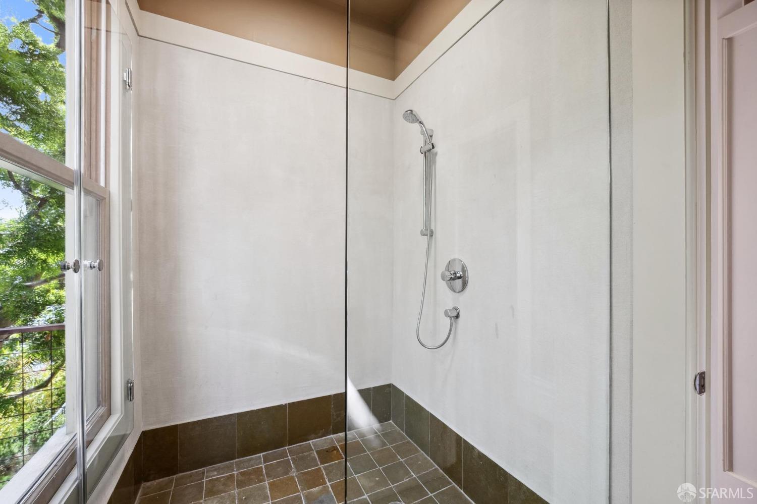 Detail Gallery Image 41 of 71 For 20 Vicksburg St, San Francisco,  CA 94114 - 3 Beds | 2/1 Baths