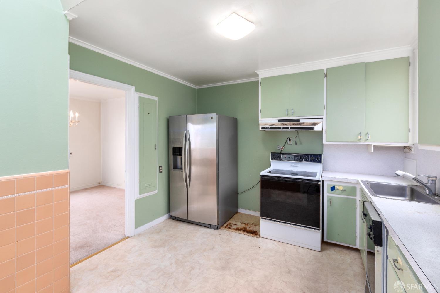 Detail Gallery Image 17 of 39 For 259 Ralston St, San Francisco,  CA 94132 - 3 Beds | 2 Baths