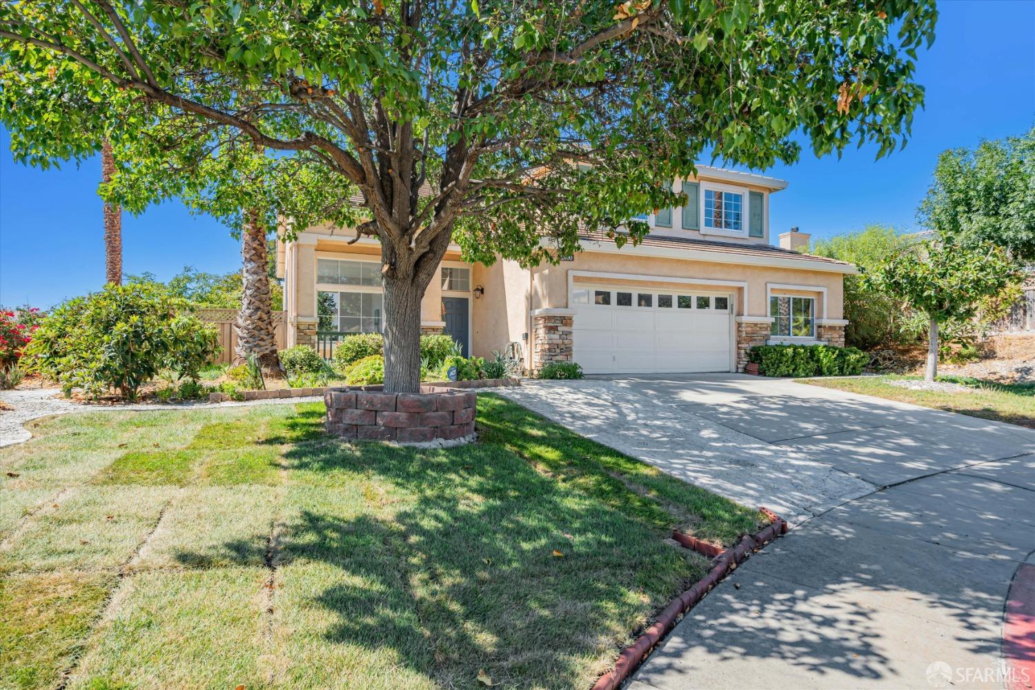 Detail Gallery Image 4 of 77 For 2000 Big Oak Ct, Antioch,  CA 94509 - 4 Beds | 2/1 Baths