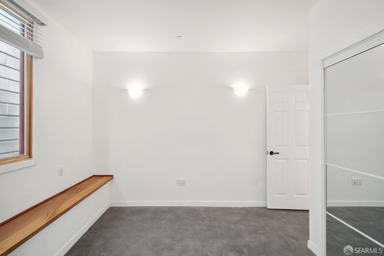 Detail Gallery Image 10 of 22 For 760 14th St a,  San Francisco,  CA 94114 - 2 Beds | 2 Baths