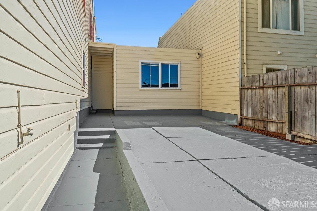 Detail Gallery Image 57 of 62 For 1365 Shafter Ave, San Francisco,  CA 94124 - 3 Beds | 2 Baths