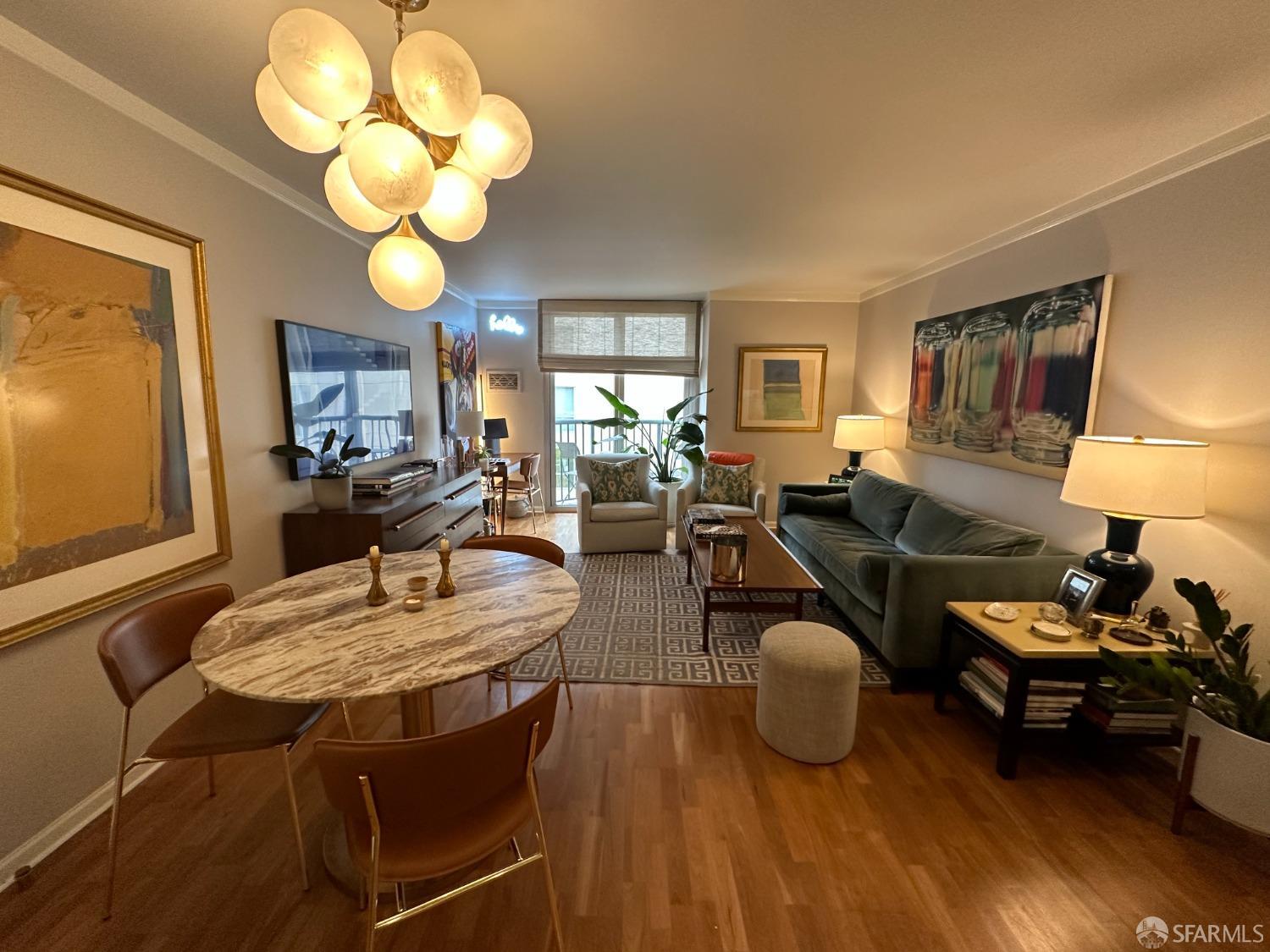 Detail Gallery Image 1 of 9 For 1800 Washington St #619,  San Francisco,  CA 94109 - 2 Beds | 2 Baths