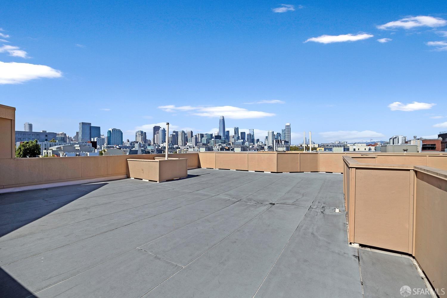 Detail Gallery Image 14 of 15 For 125 Gilbert St #2,  San Francisco,  CA 94103 - 2 Beds | 2/1 Baths