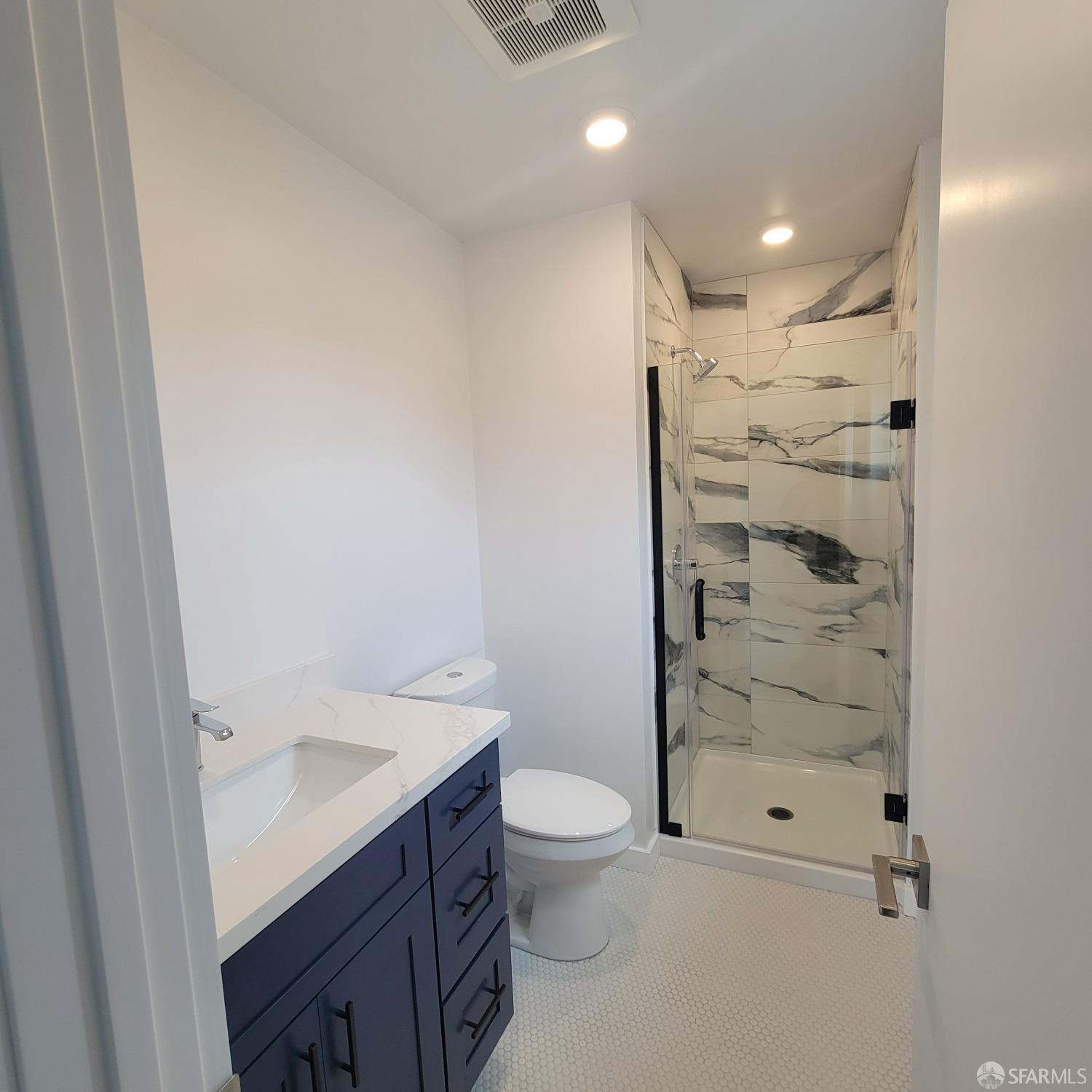 Detail Gallery Image 8 of 17 For 939 26th St, Oakland,  CA 94601 - – Beds | – Baths