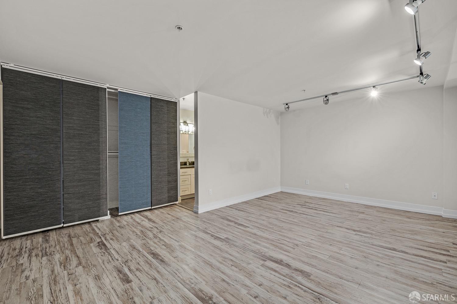 Detail Gallery Image 9 of 15 For 125 Gilbert St #2,  San Francisco,  CA 94103 - 2 Beds | 2/1 Baths