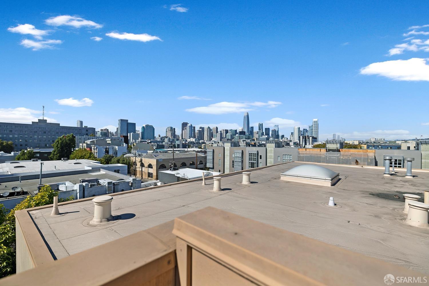 Detail Gallery Image 15 of 15 For 125 Gilbert St #2,  San Francisco,  CA 94103 - 2 Beds | 2/1 Baths