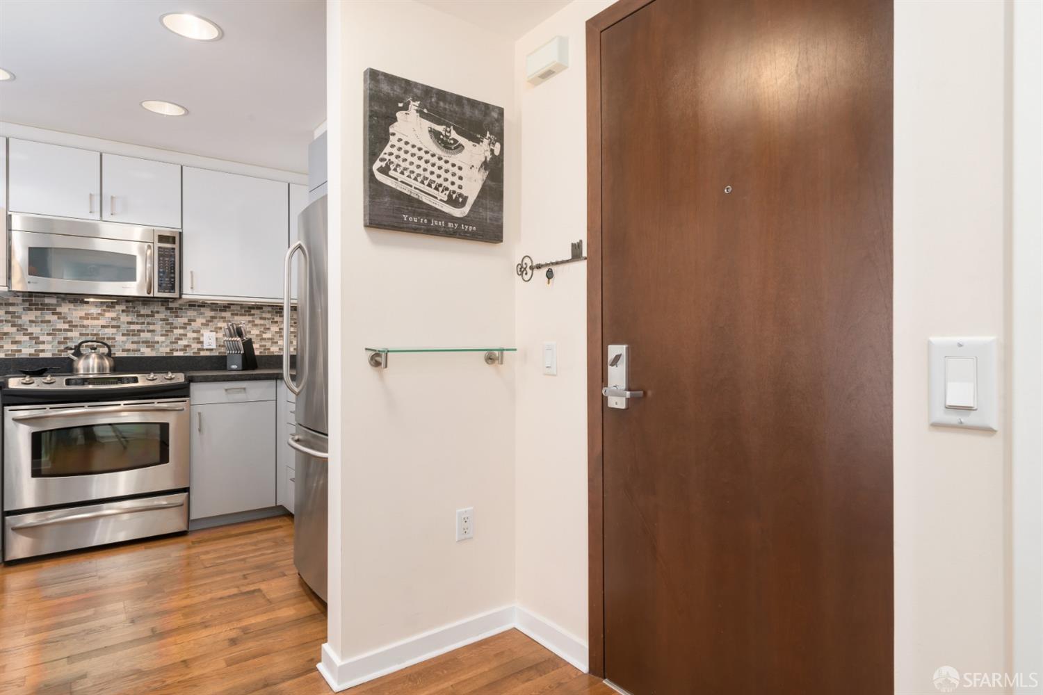 Detail Gallery Image 7 of 9 For 451 Kansas St #375,  San Francisco,  CA 94107 - 1 Beds | 1 Baths