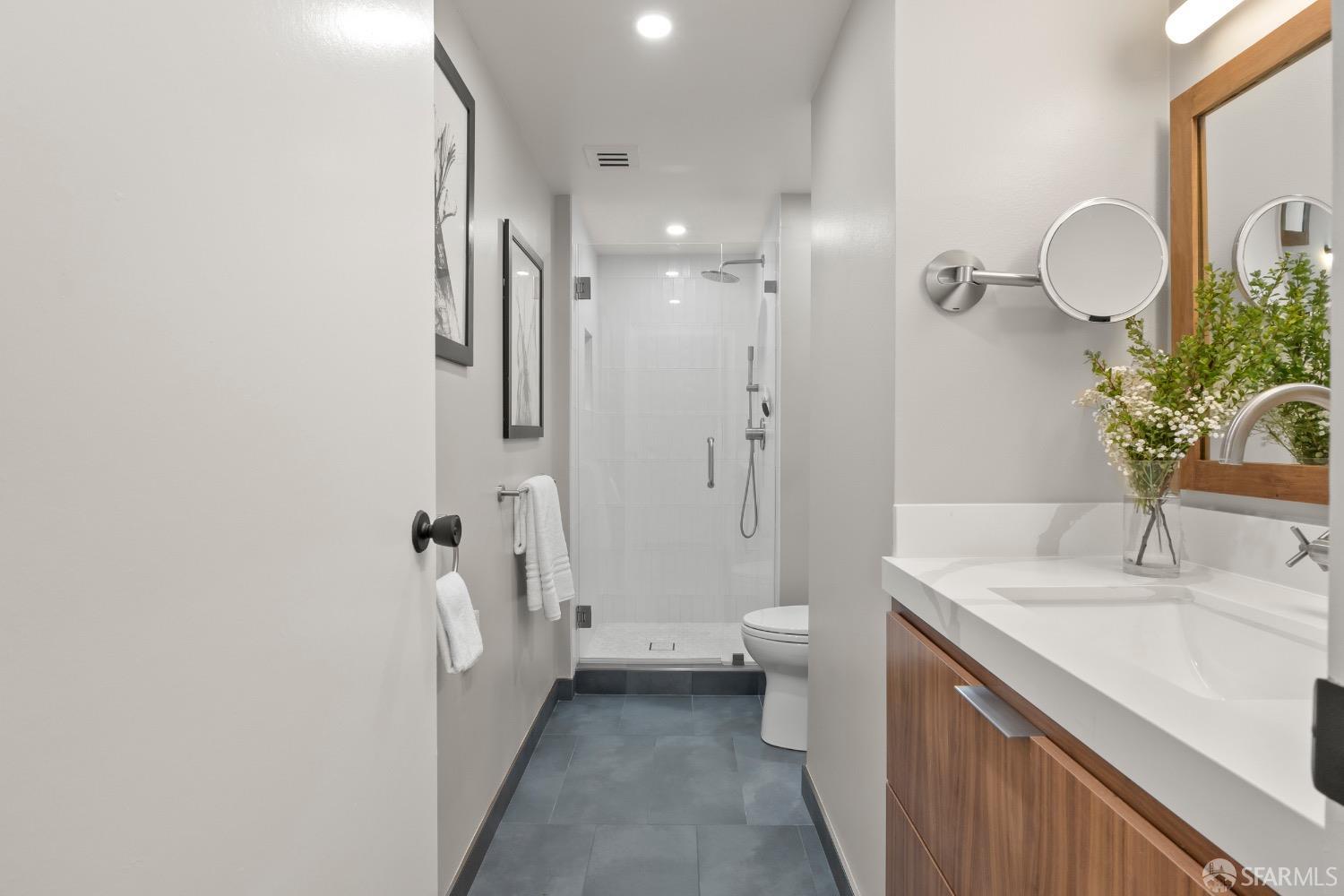 Detail Gallery Image 21 of 36 For 1555 Lakeside Dr #164,  Oakland,  CA 94612 - 2 Beds | 2 Baths