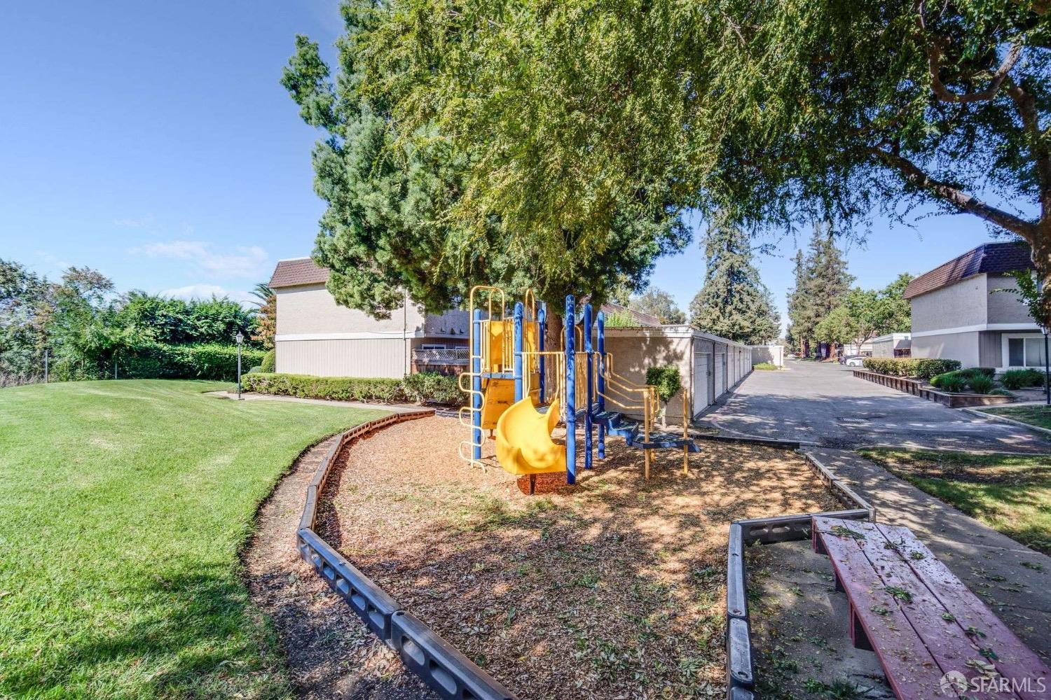 Detail Gallery Image 35 of 36 For 3024 Ironside Ct, San Jose,  CA 95132 - 4 Beds | 2/1 Baths