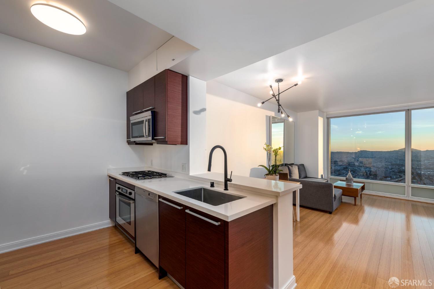 Detail Gallery Image 1 of 1 For 425 1st St #2405,  San Francisco,  CA 94105 - 1 Beds | 1 Baths