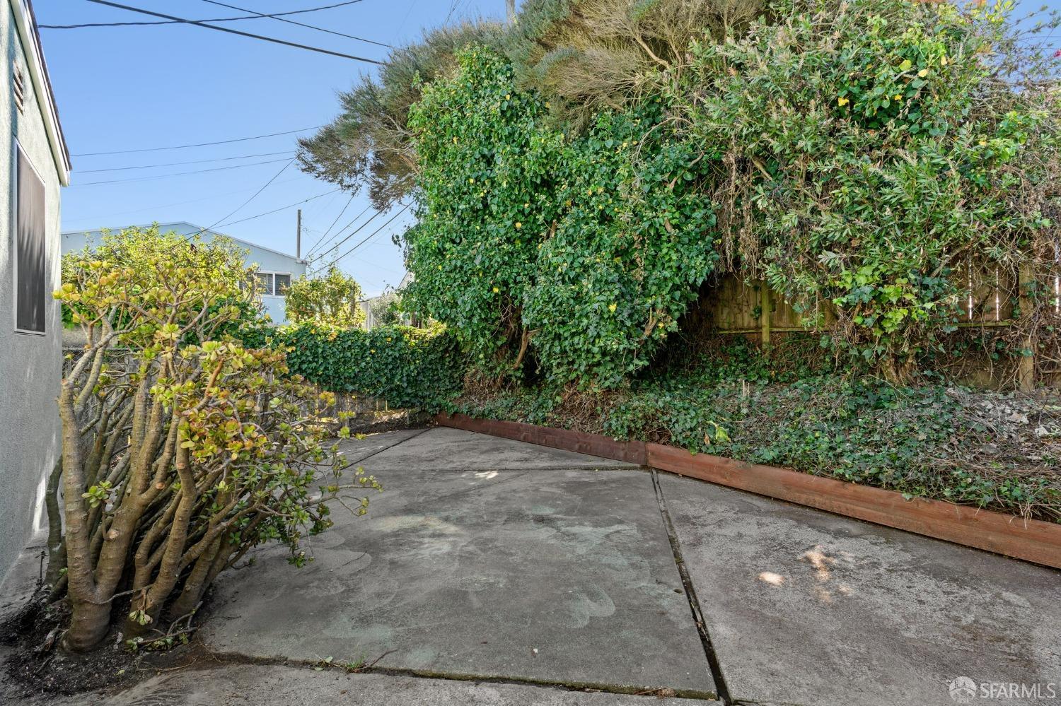 Detail Gallery Image 33 of 34 For 15 Shelbourne Ave, Daly City,  CA 94015 - 4 Beds | 2 Baths