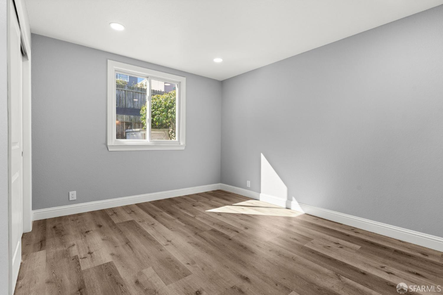 Detail Gallery Image 16 of 34 For 15 Shelbourne Ave, Daly City,  CA 94015 - 4 Beds | 2 Baths